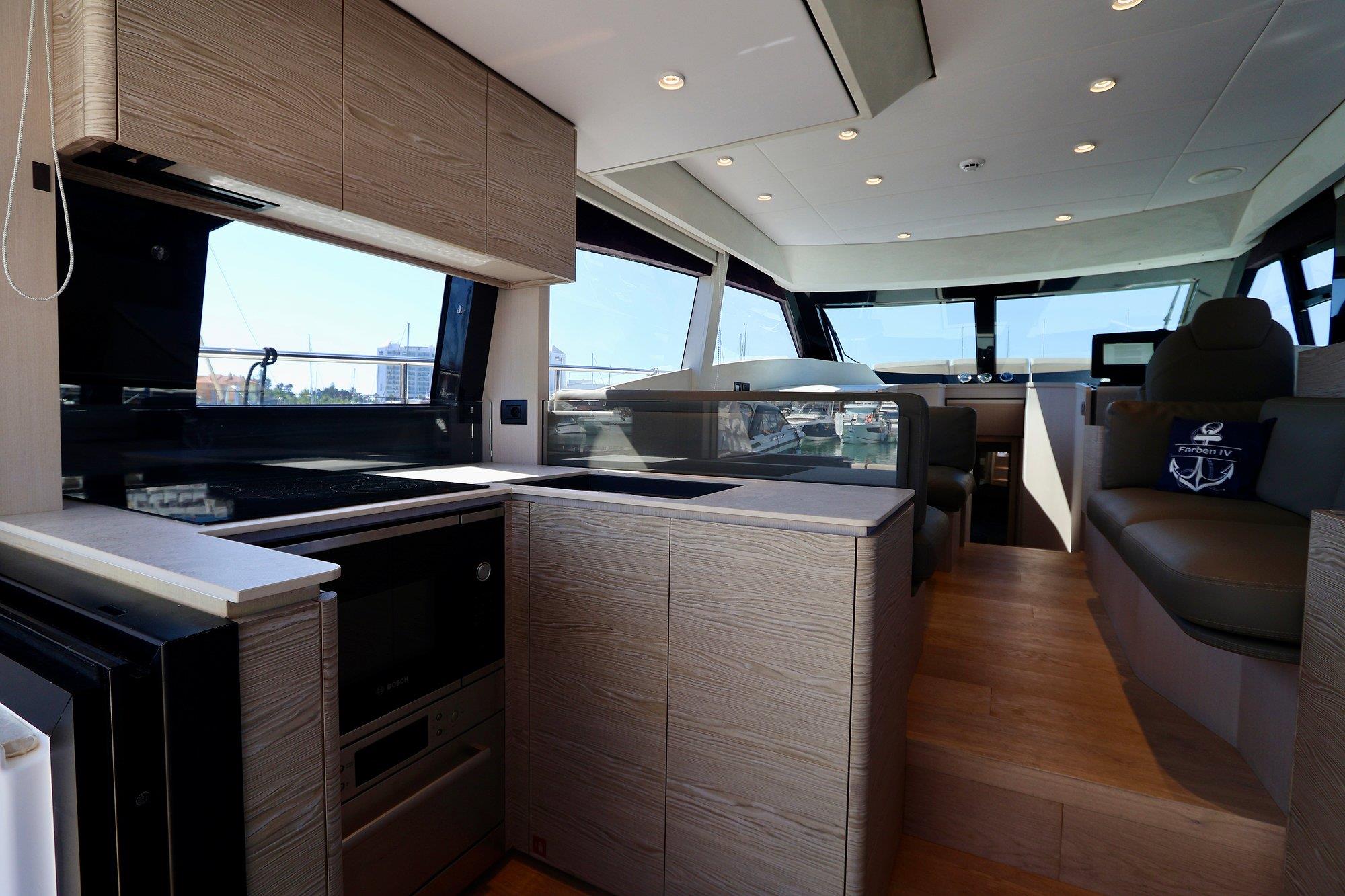 2023 FERRETTI YACHTS 500 